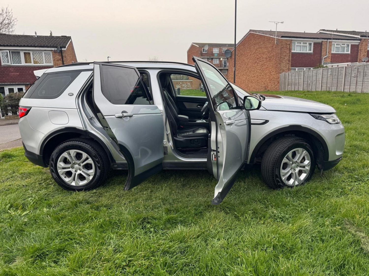 Used Land Rover Discovery Sport 2026 for sale - 78004422: Photo 8