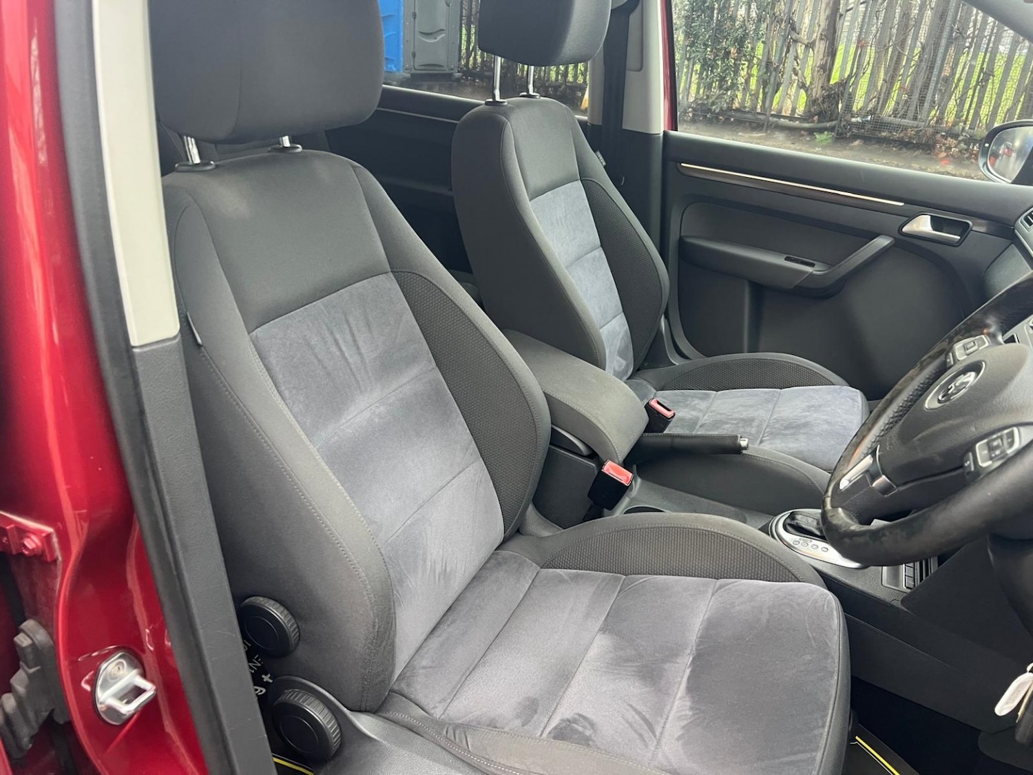 Used Volkswagen Touran 2026 for sale - 77610077: Photo 34