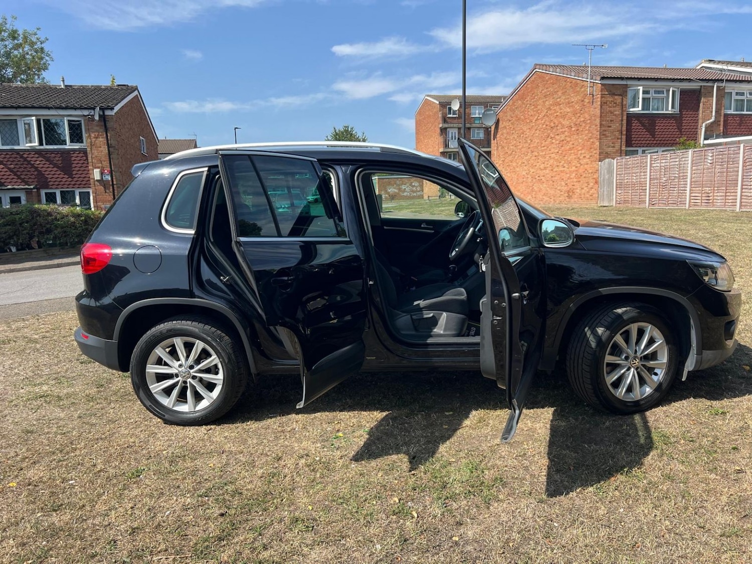 Used Volkswagen Tiguan 2025 for sale - 77609891: Photo 8