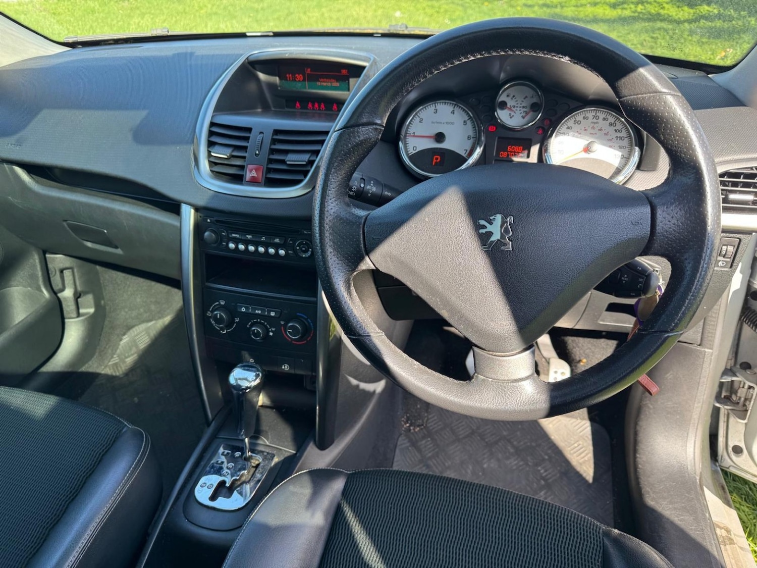 Used Peugeot 207 2011 for sale - 77953988: Photo 20