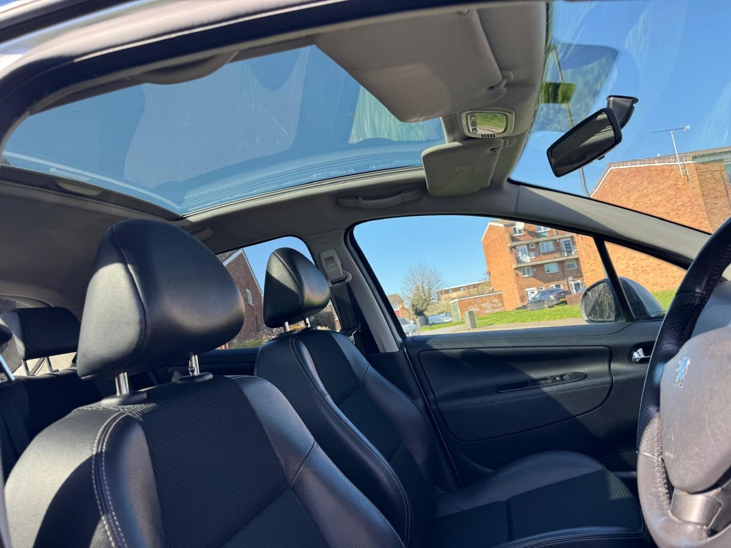 Used Peugeot 207 2011 for sale - 77953988: Photo 30