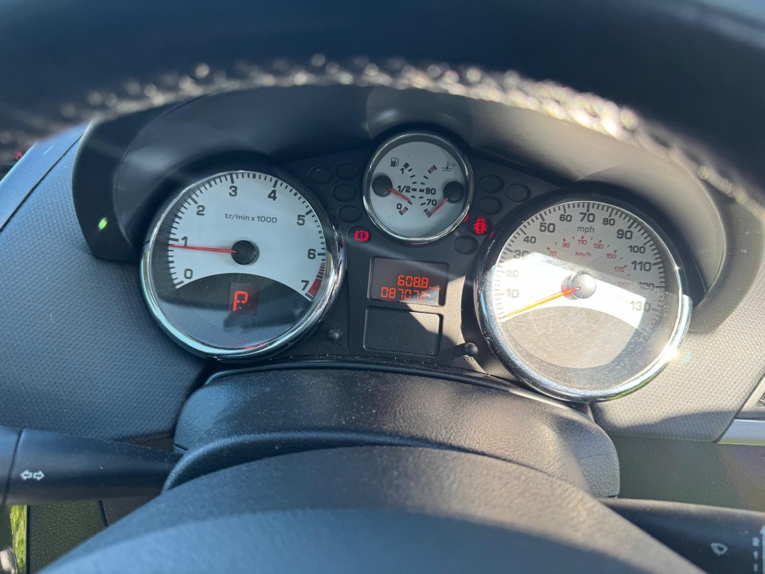 Used Peugeot 207 2011 for sale - 77953988: Photo 4