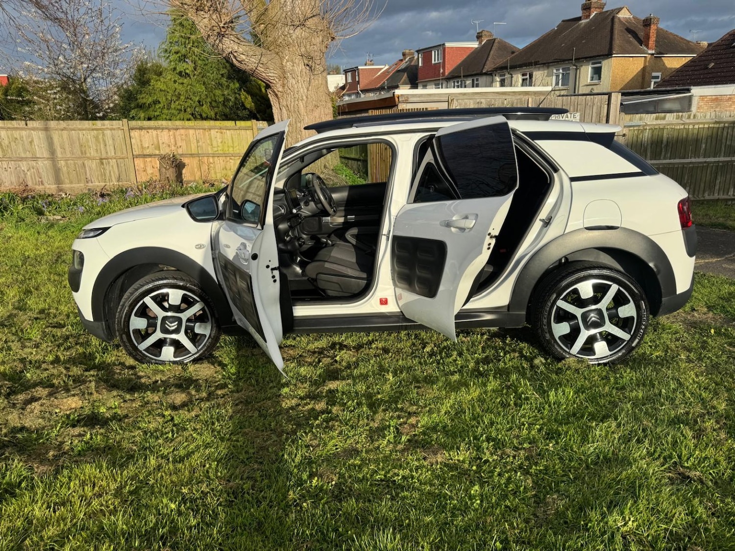 Used Citroen C4 Cactus 2016 for sale - 78062237: Photo 9