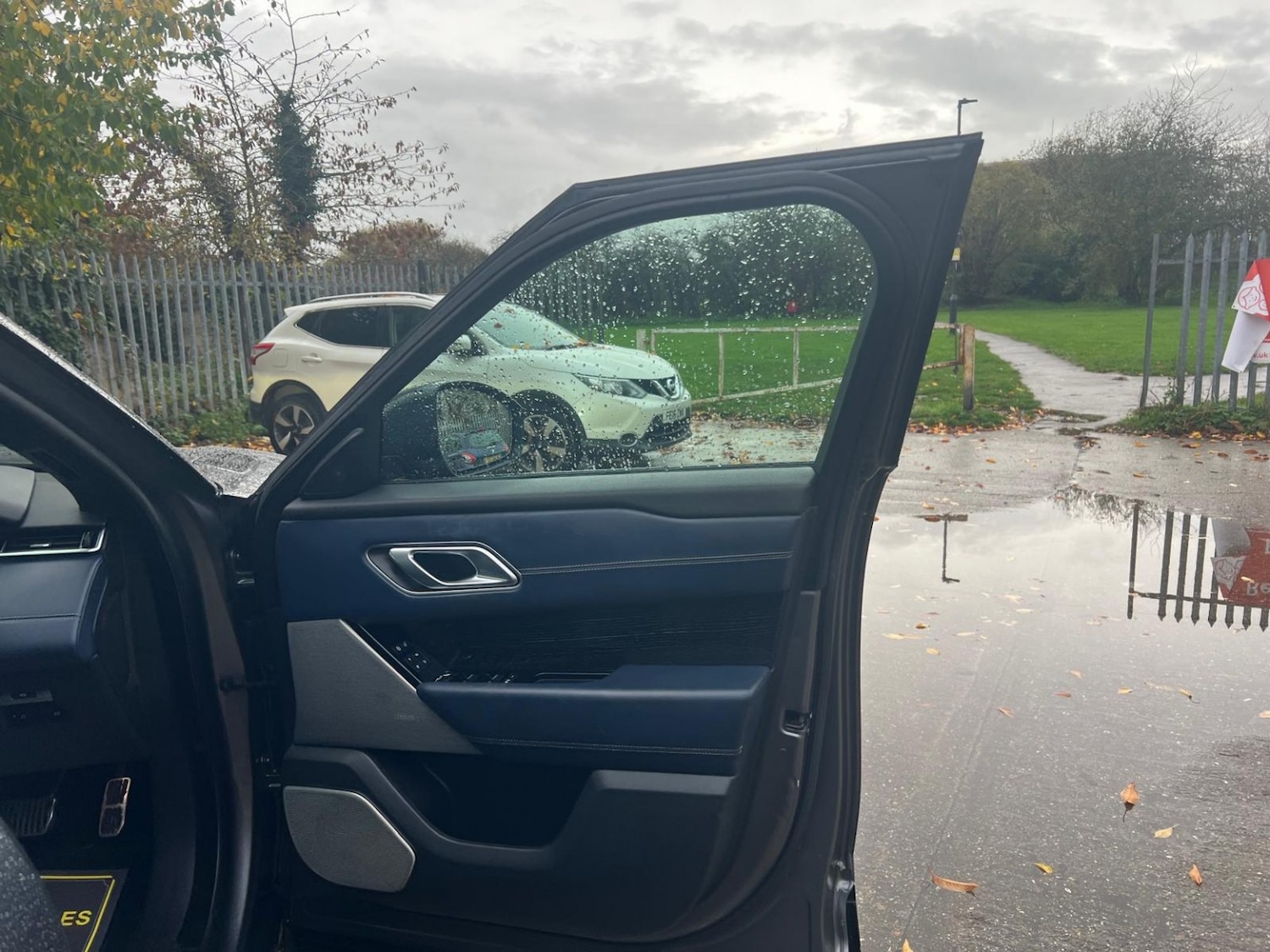 Used Land Rover Range Rover Velar 2018 for sale - 77572708: Photo 17