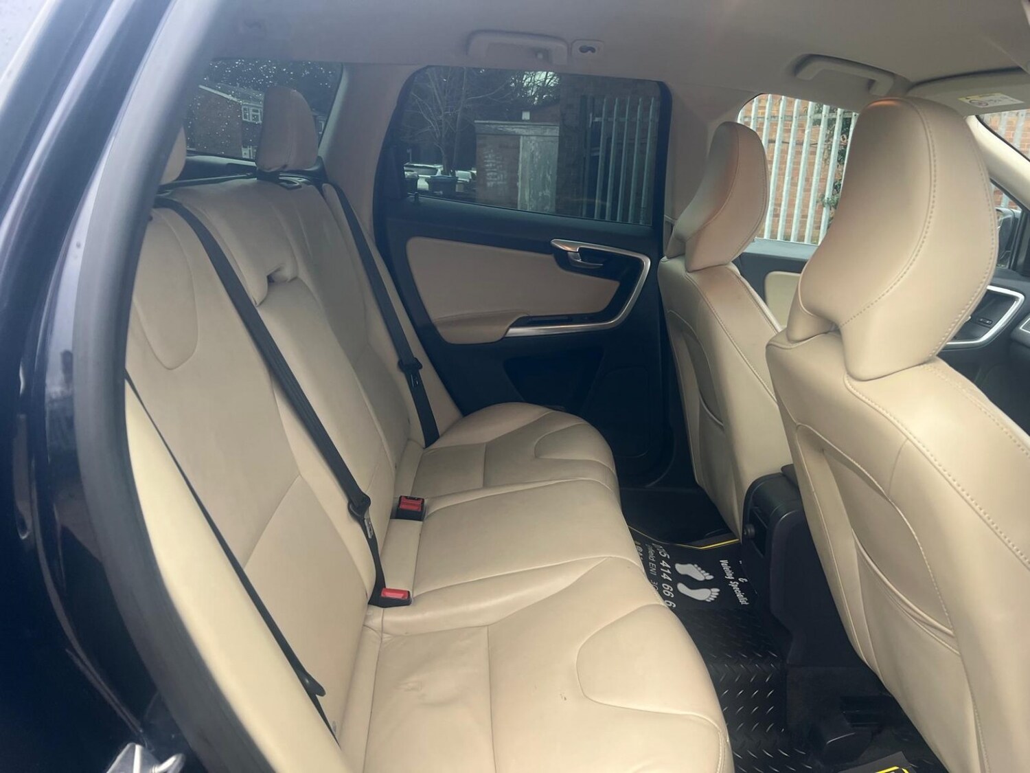 Used Volvo XC60 2017 for sale - 77610035: Photo 31