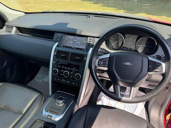 Used Land Rover Discovery Sport 2018 for sale - 78727260: Photo