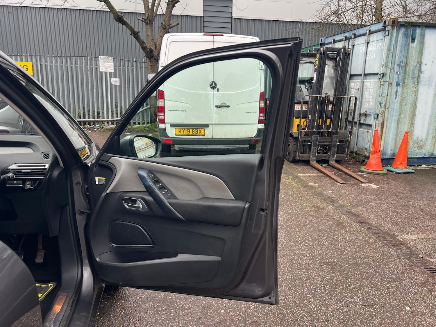 Used Citroen Grand C4 Picasso 2019 for sale - 77572730: Photo 23