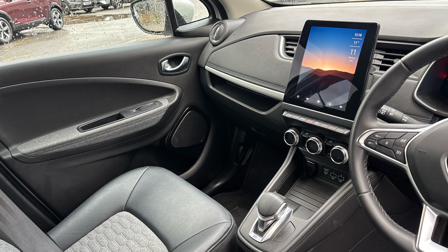 Used Renault Zoe 2022 for sale - 77492459: Photo 14