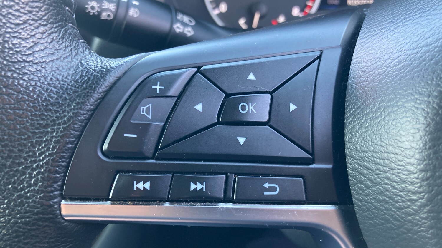 Used Nissan Juke 2020 for sale - 77933873: Photo 28