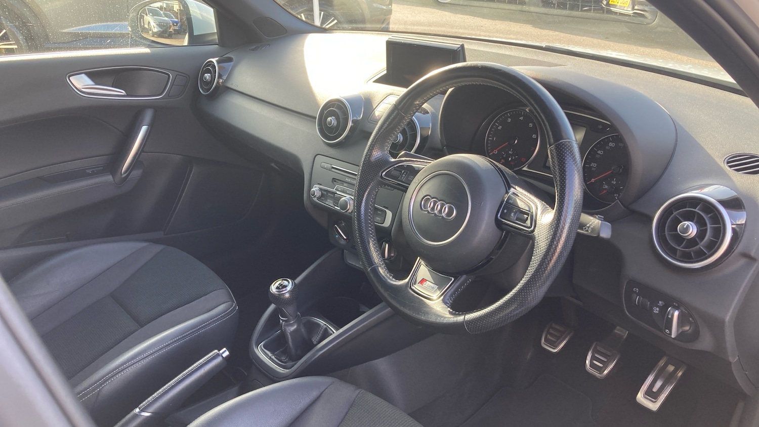 Used Audi A1 2016 for sale - 76414945: Photo 11