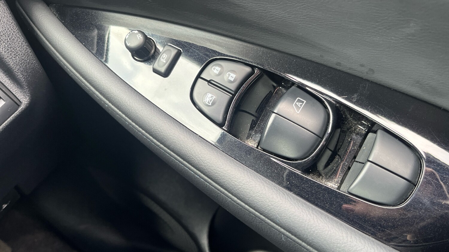 Used Nissan Leaf 2022 for sale - 77298228: Photo 24