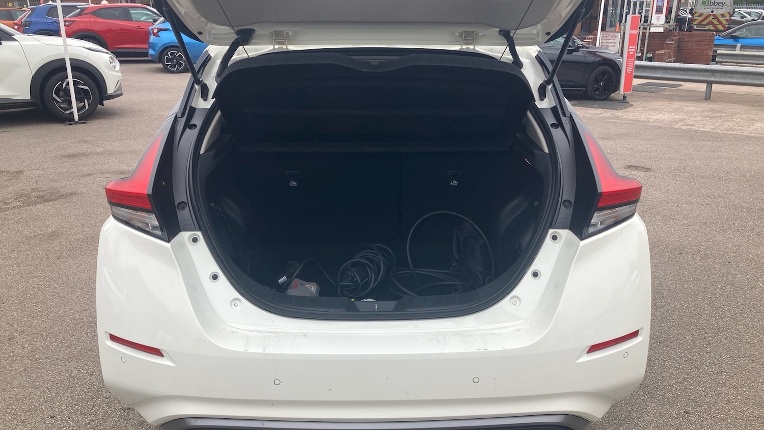 Used Nissan Leaf 2023 for sale - 76101278: Photo 4