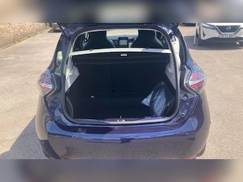 Used Renault Zoe 2022 for sale - 79205133: Photo
