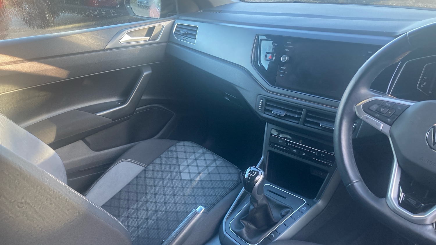 Used Volkswagen Polo 2024 for sale - 77357153: Photo 14