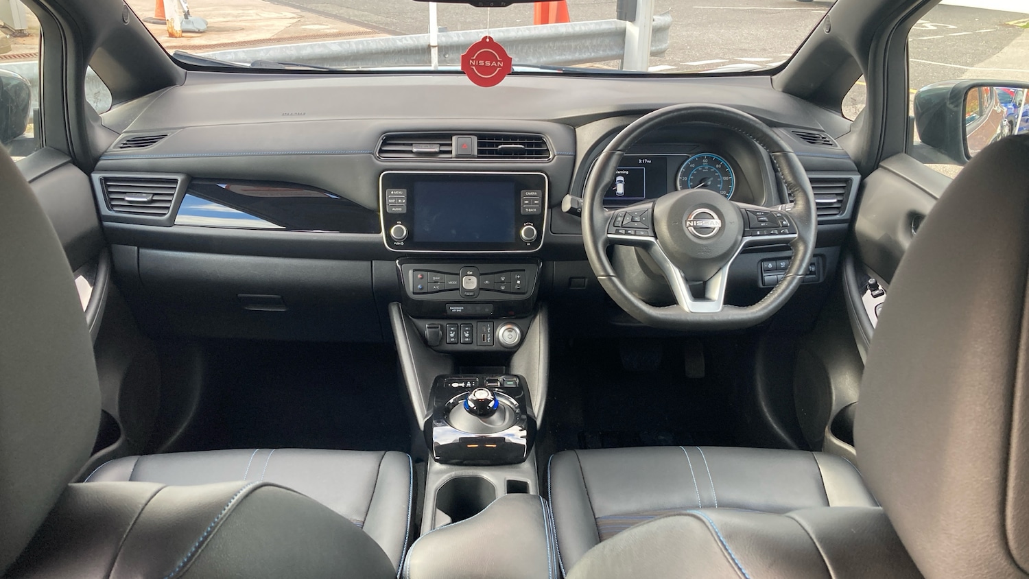 Used Nissan Leaf 2022 for sale - 76352393: Photo 10