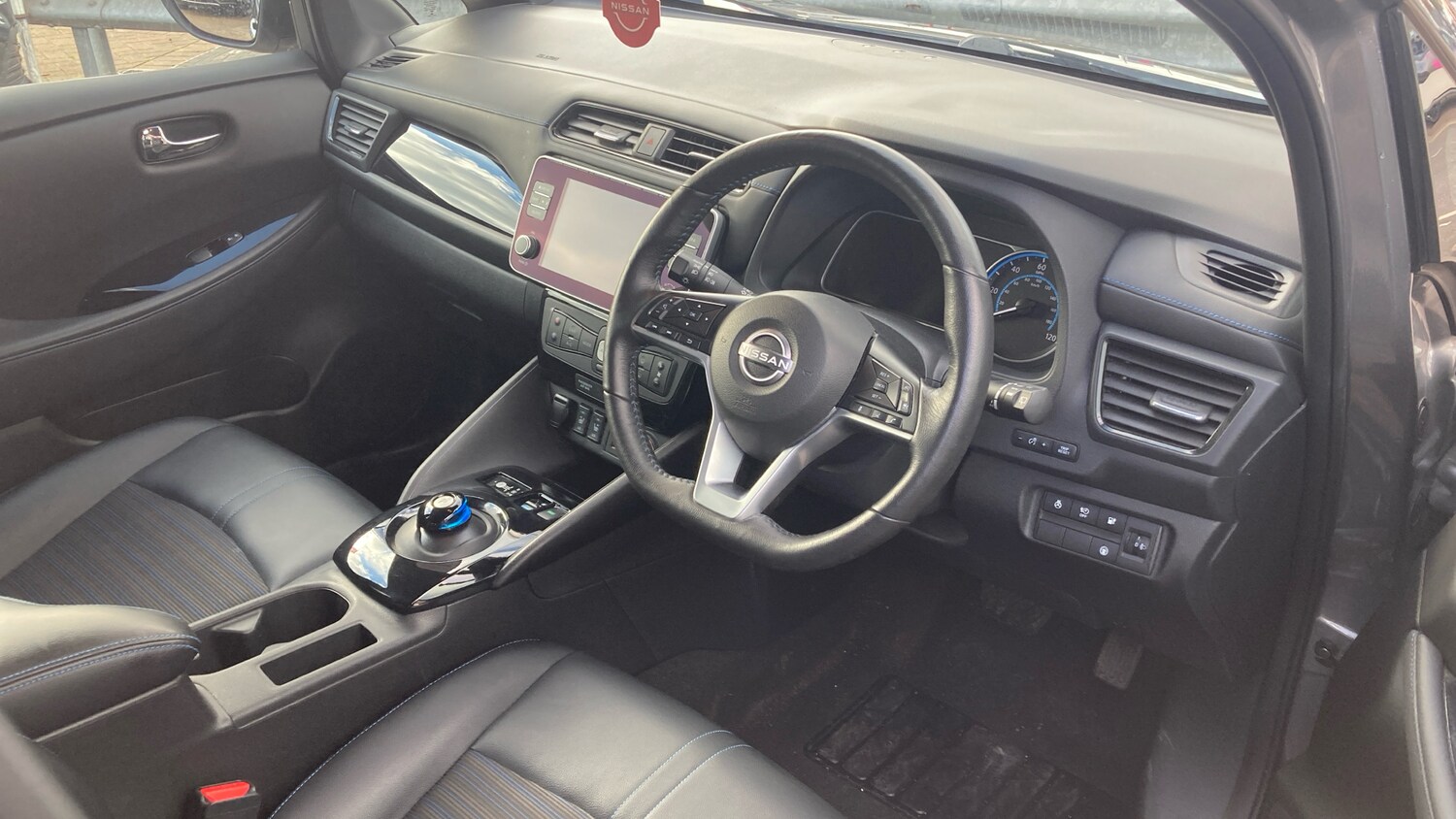 Used Nissan Leaf 2022 for sale - 76352393: Photo 11