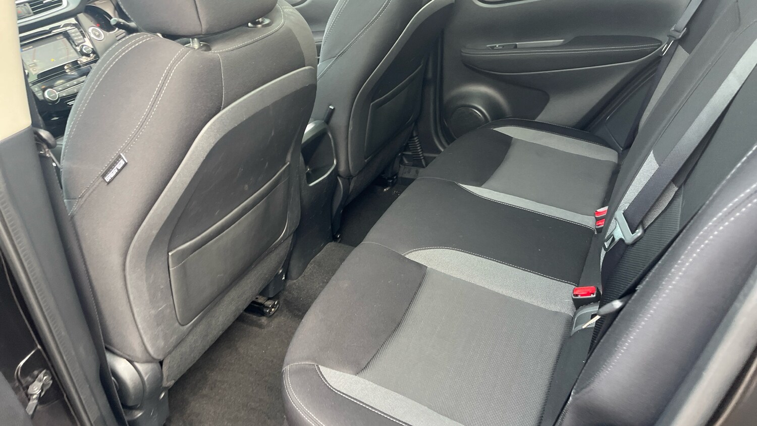 Used Nissan Qashqai 2017 for sale - 76299237: Photo 16