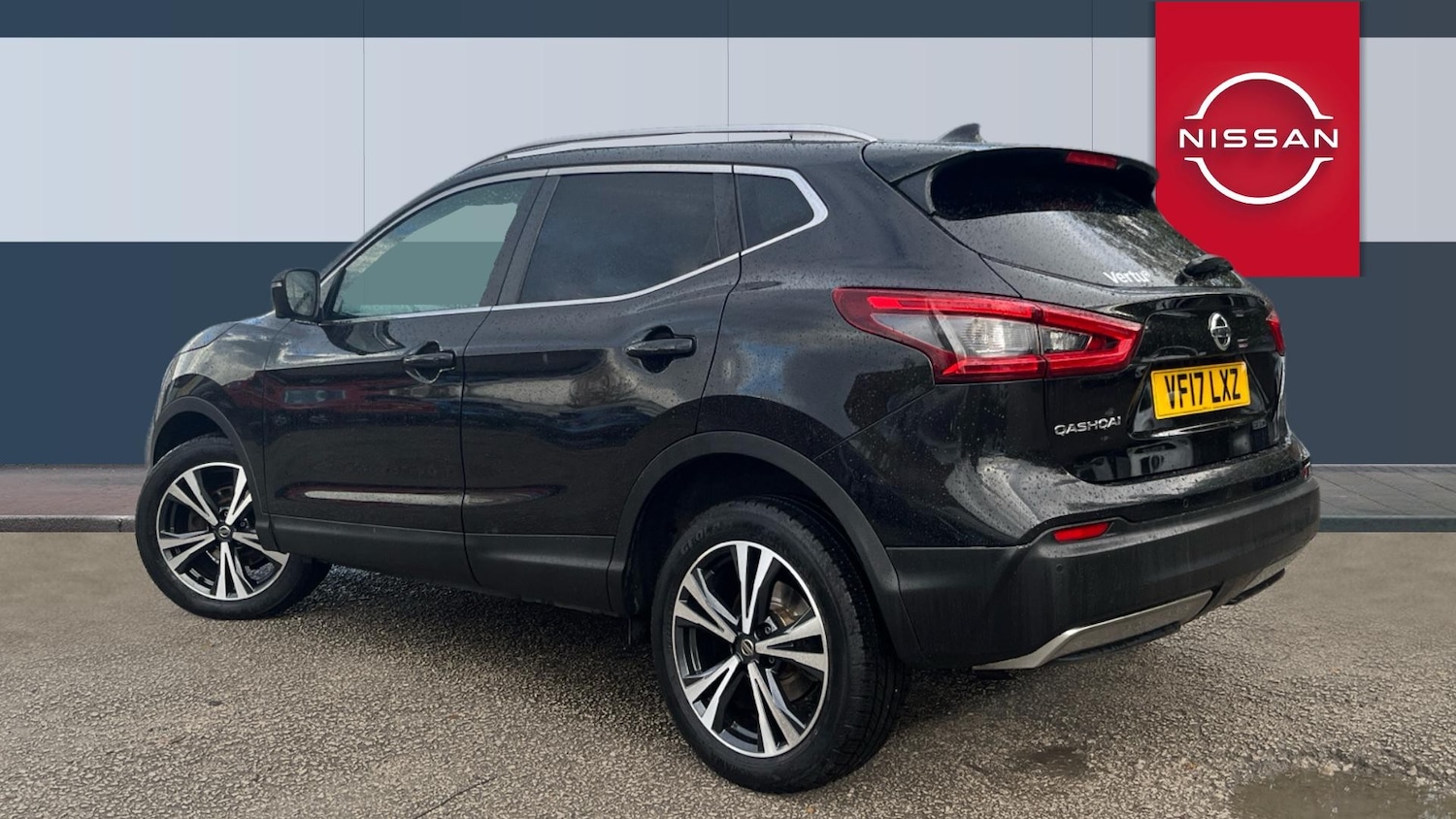 Used Nissan Qashqai 2017 for sale - 76299237: Photo 2