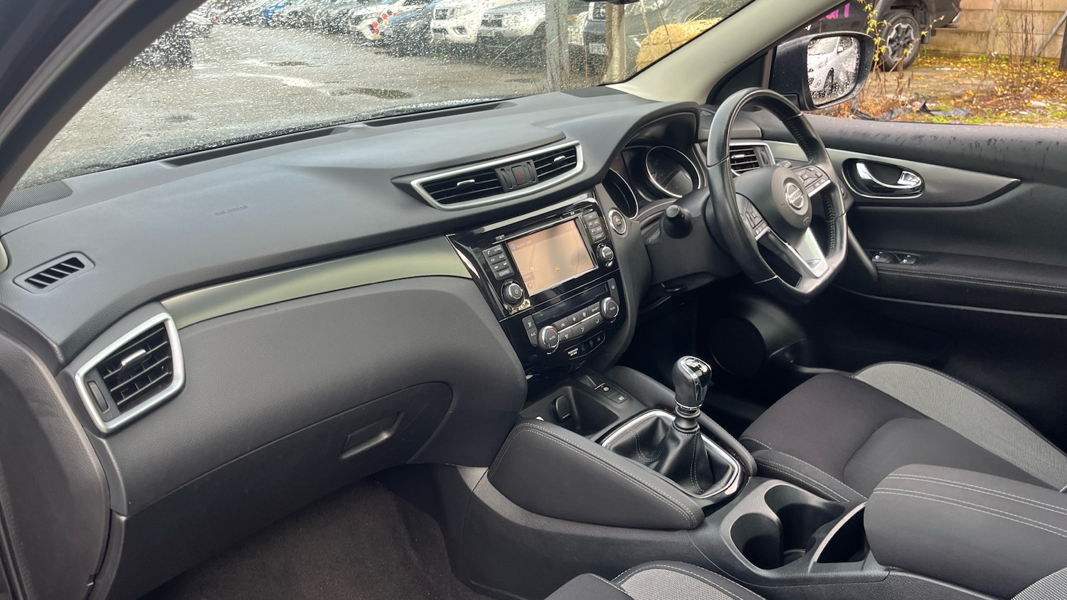 Used Nissan Qashqai 2017 for sale - 76299237: Photo 9