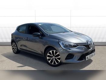 Used Renault Clio 2023 for sale - 79004623: Photo