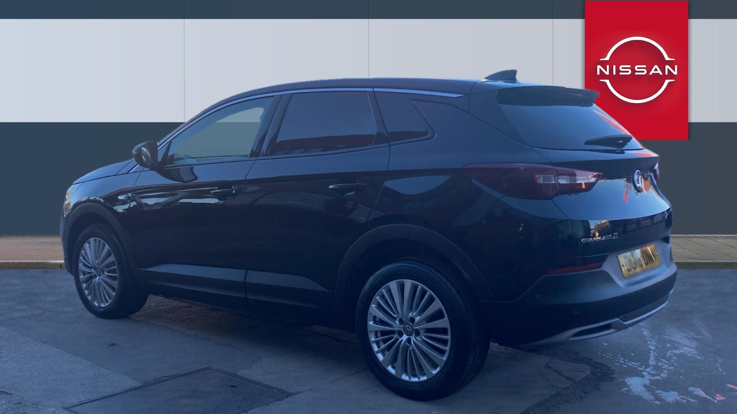 Used Vauxhall Grandland X 2018 for sale - 76684767: Photo 2