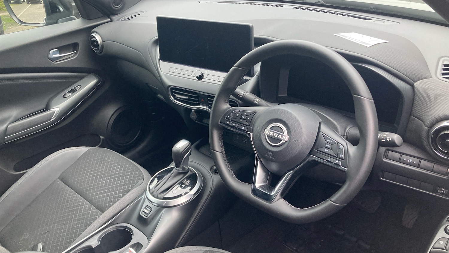 Used Nissan Juke 2024 for sale - 77046534: Photo 11