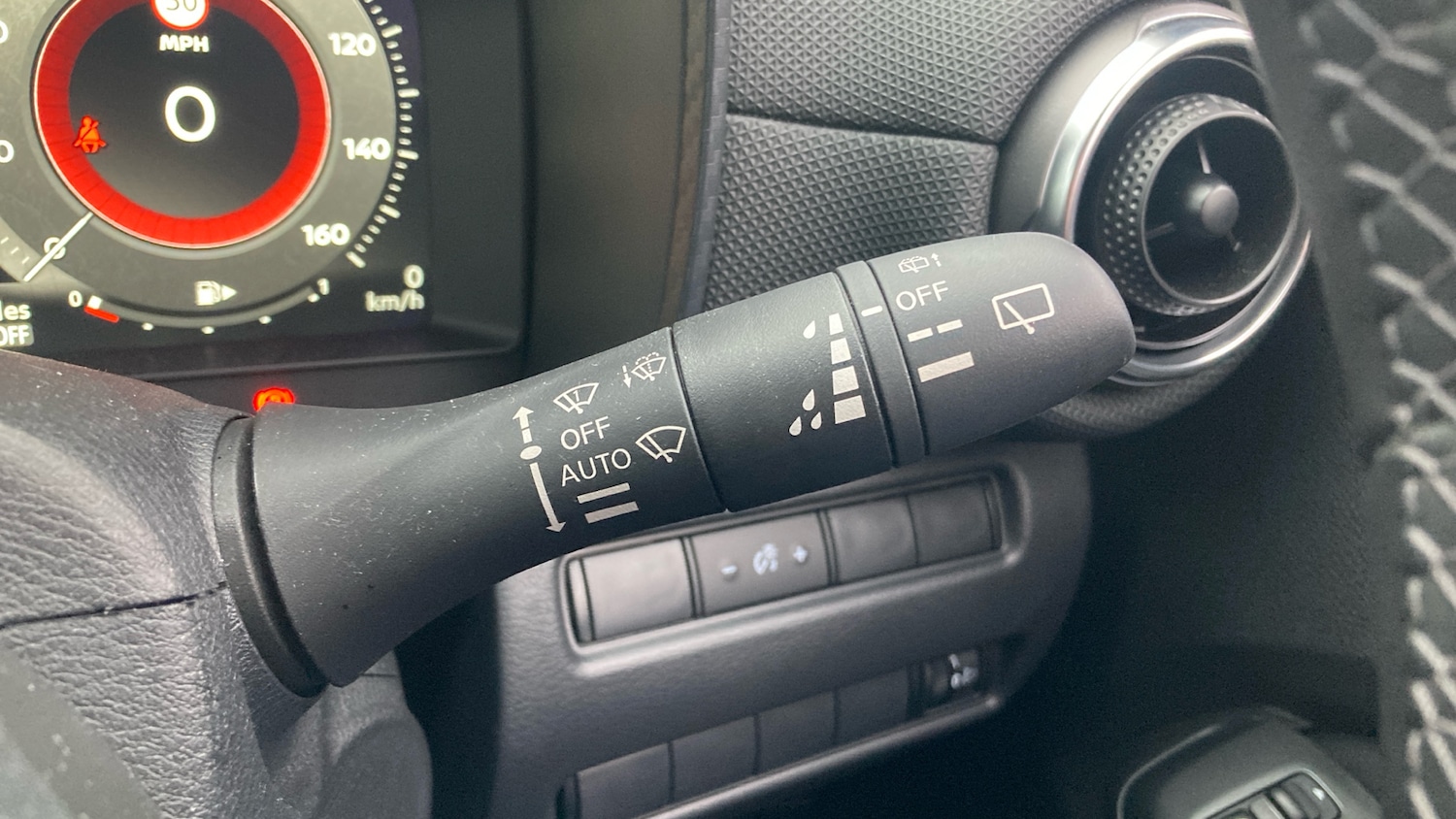 Used Nissan Juke 2024 for sale - 77046534: Photo 22