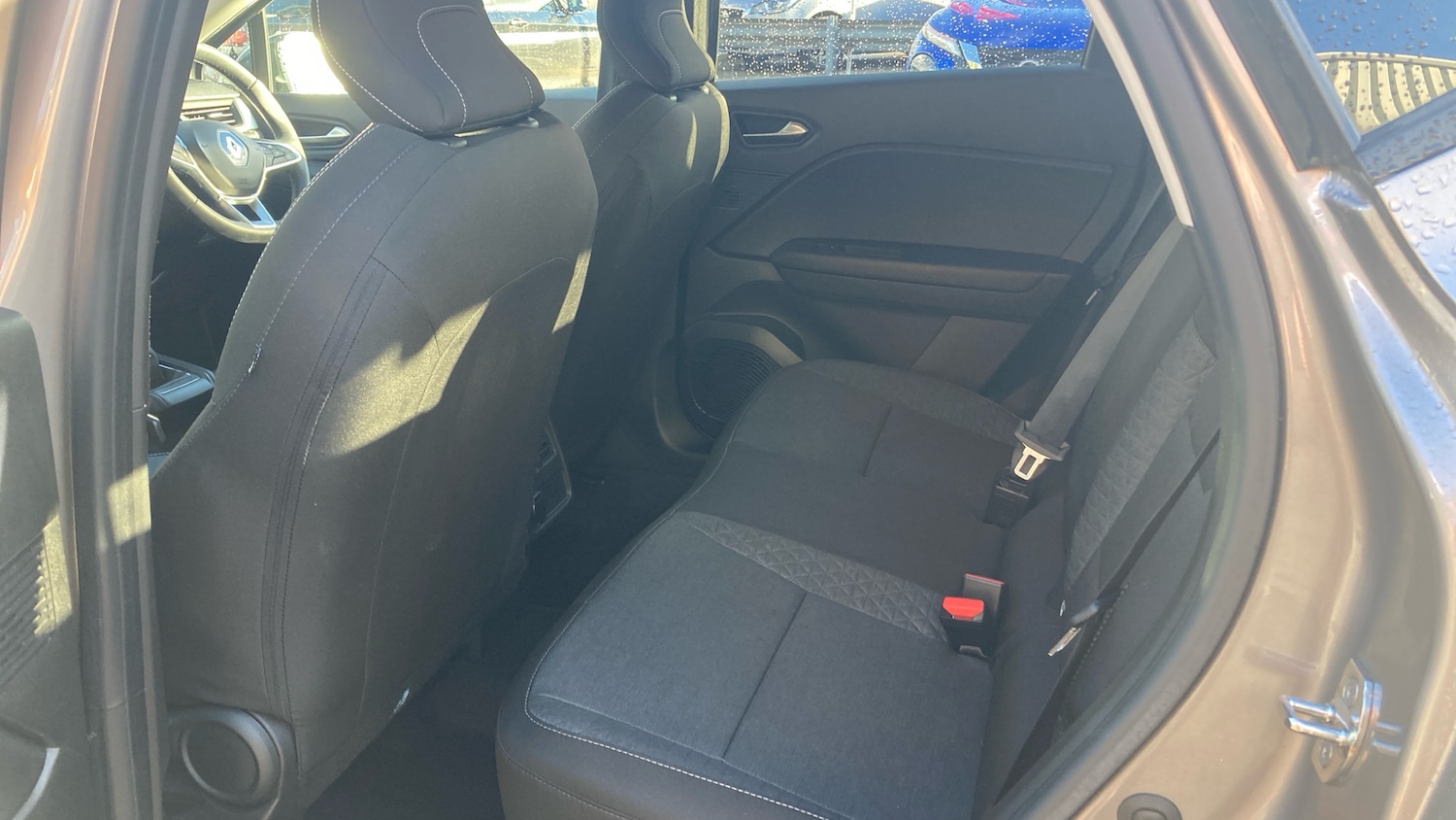 Used Renault Captur 2022 for sale - 76368978: Photo 16