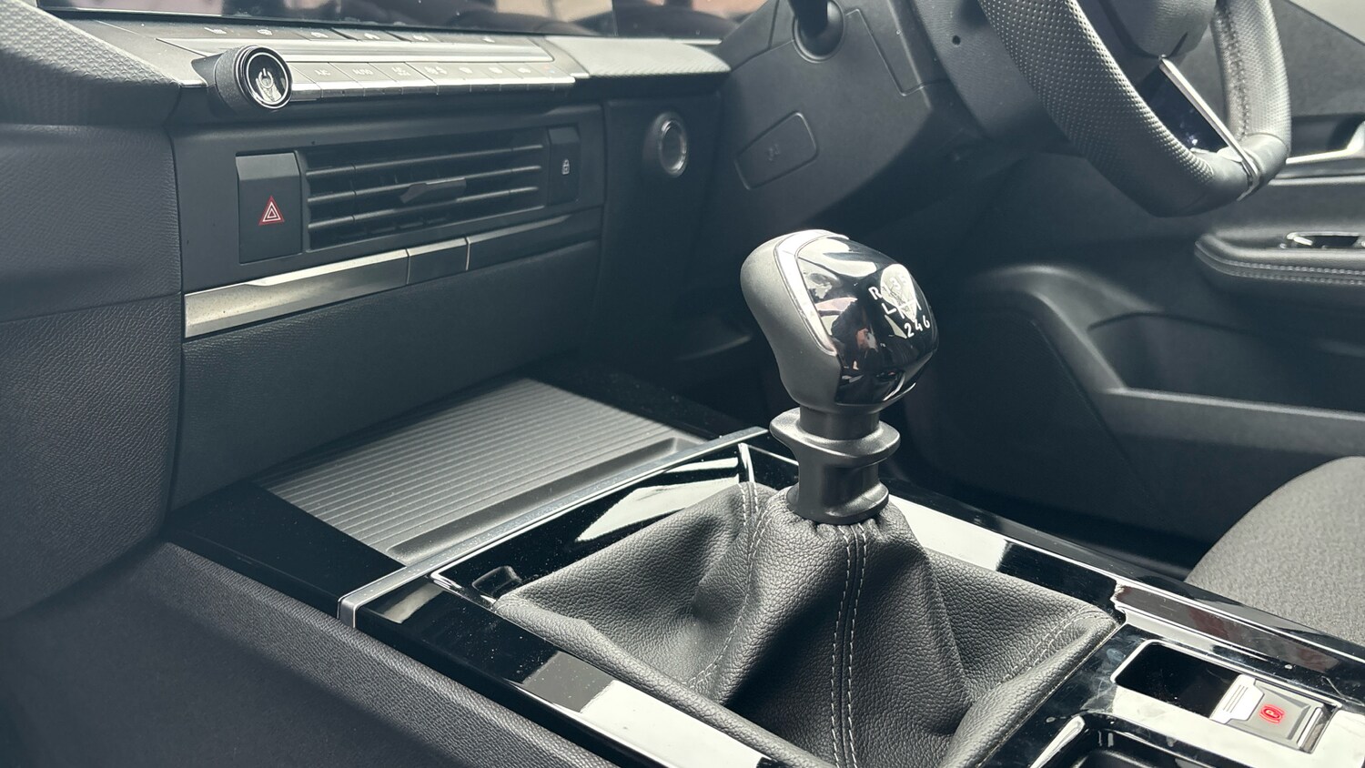 Used Vauxhall Astra 2023 for sale - 77490637: Photo 13