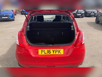 Used Suzuki Swift 2016 for sale - 79102361: Photo