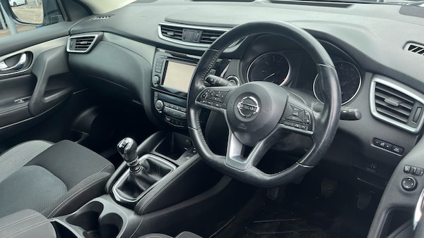 Used Nissan Qashqai 2018 for sale - 76196340: Photo 11