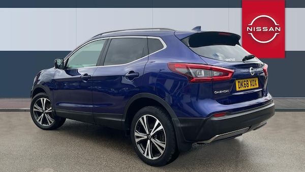 Used Nissan Qashqai 2018 for sale - 76196340: Photo 2