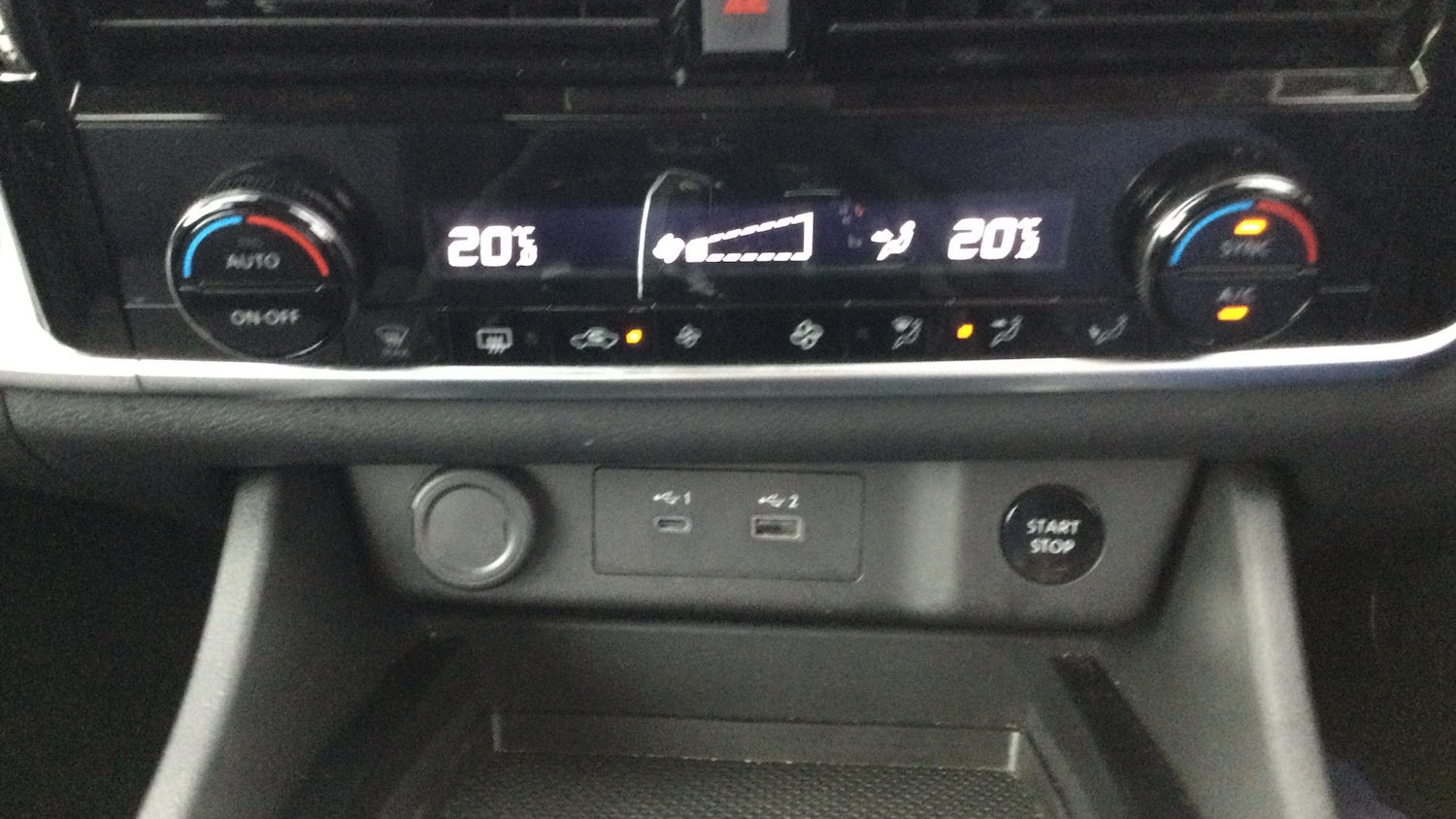 Used Nissan X-Trail 2024 for sale - 76554894: Photo 30