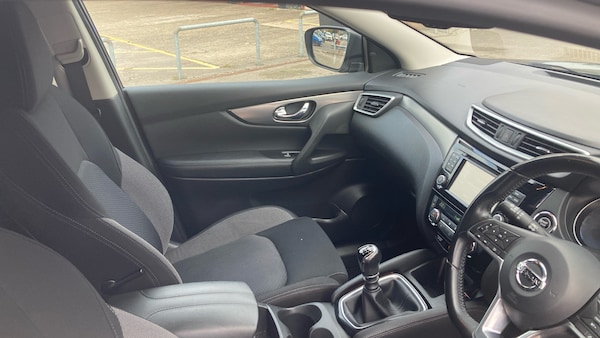Used Nissan Qashqai 2018 for sale - 76234631: Photo 14