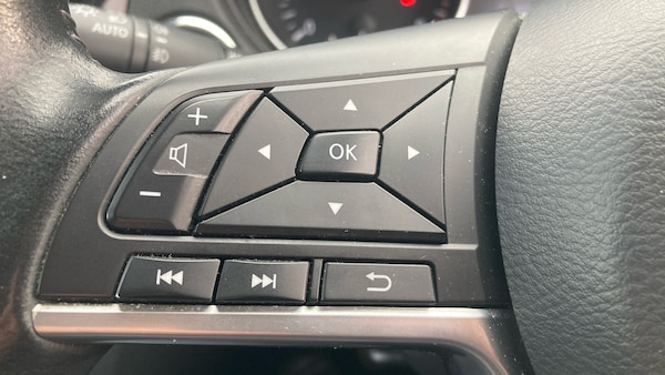 Used Nissan Qashqai 2018 for sale - 76234631: Photo 25