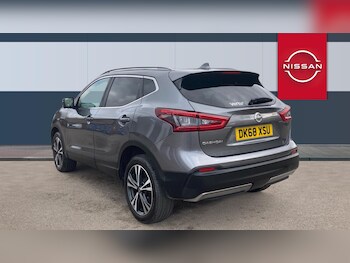 Used Nissan Qashqai 2018 for sale - 76234631: Photo 2