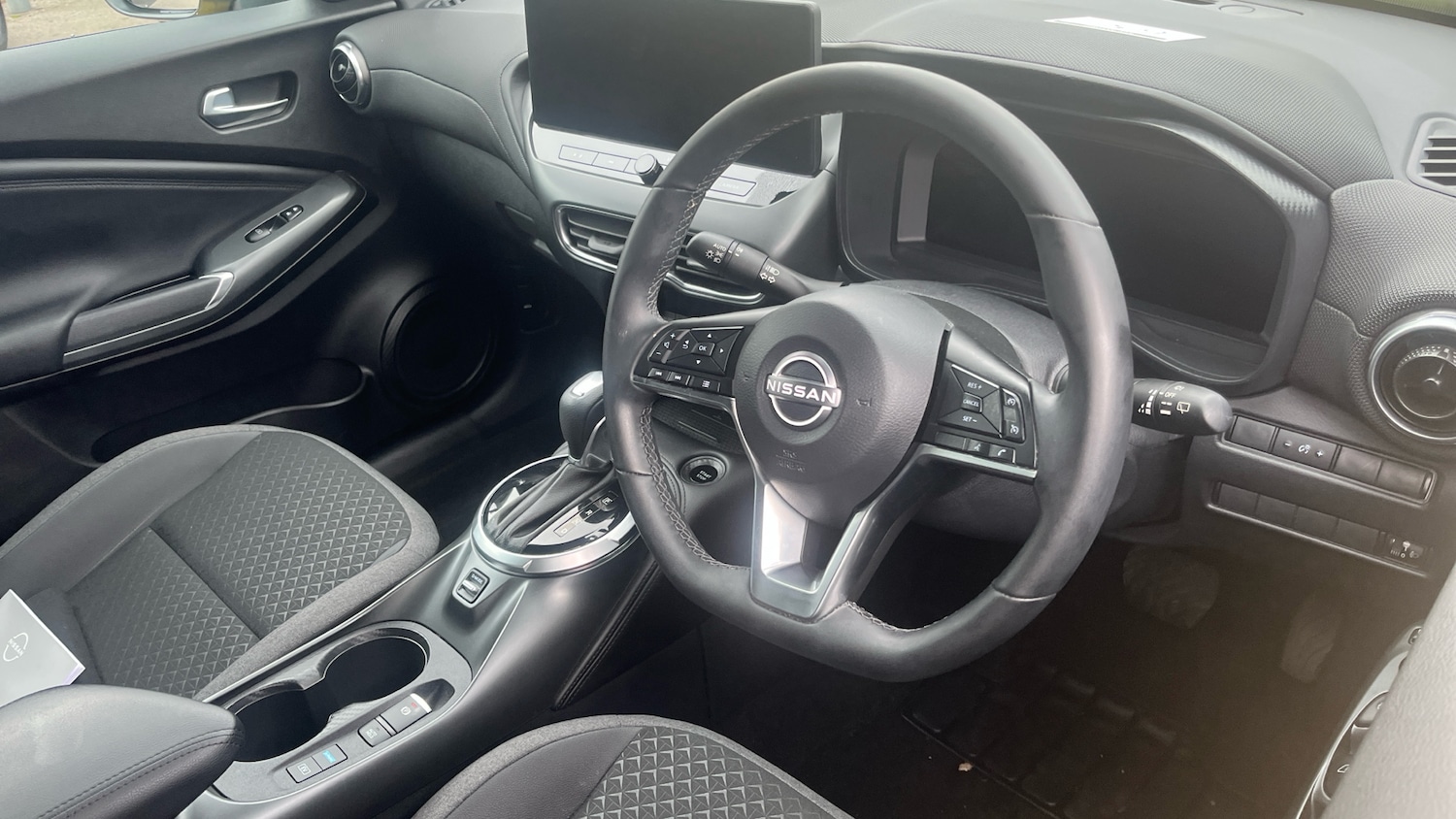 Used Nissan Juke 2024 for sale - 76220697: Photo 11