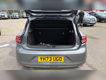 Used Renault Clio 2023 for sale - 78521377: Photo