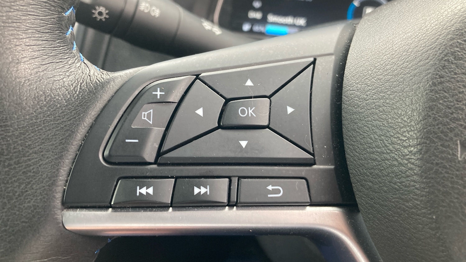 Used Nissan Leaf 2022 for sale - 76329901: Photo 25