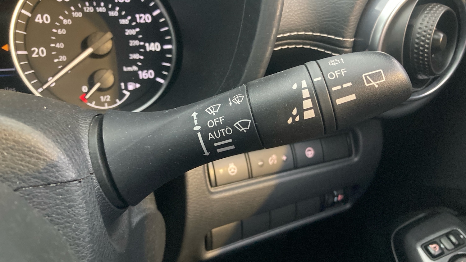 Used Nissan Juke 2023 for sale - 76807408: Photo 22