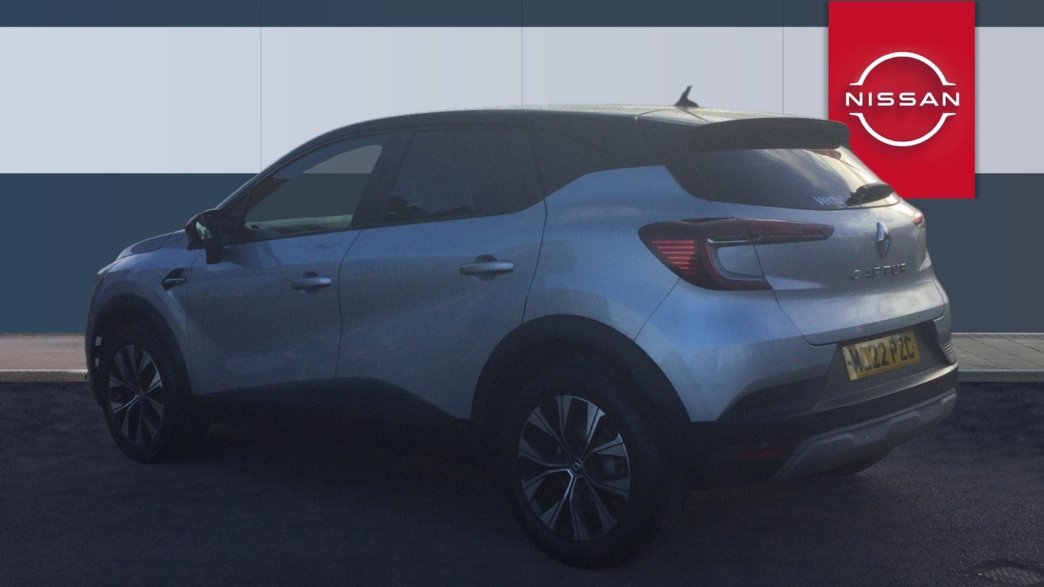 Used Renault Captur 2022 for sale - 76467902: Photo 2