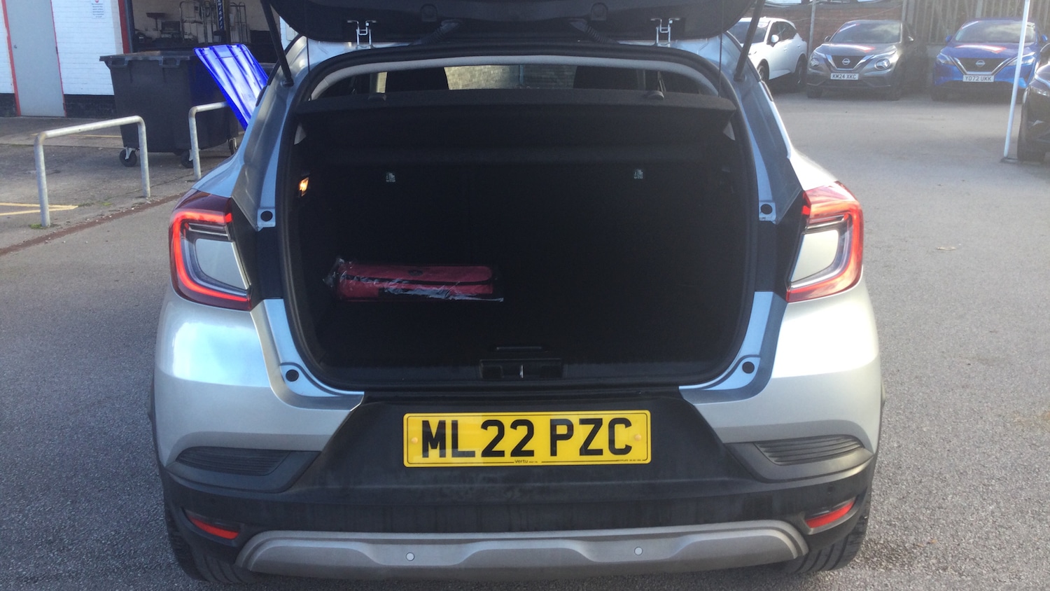 Used Renault Captur 2022 for sale - 76467902: Photo 4