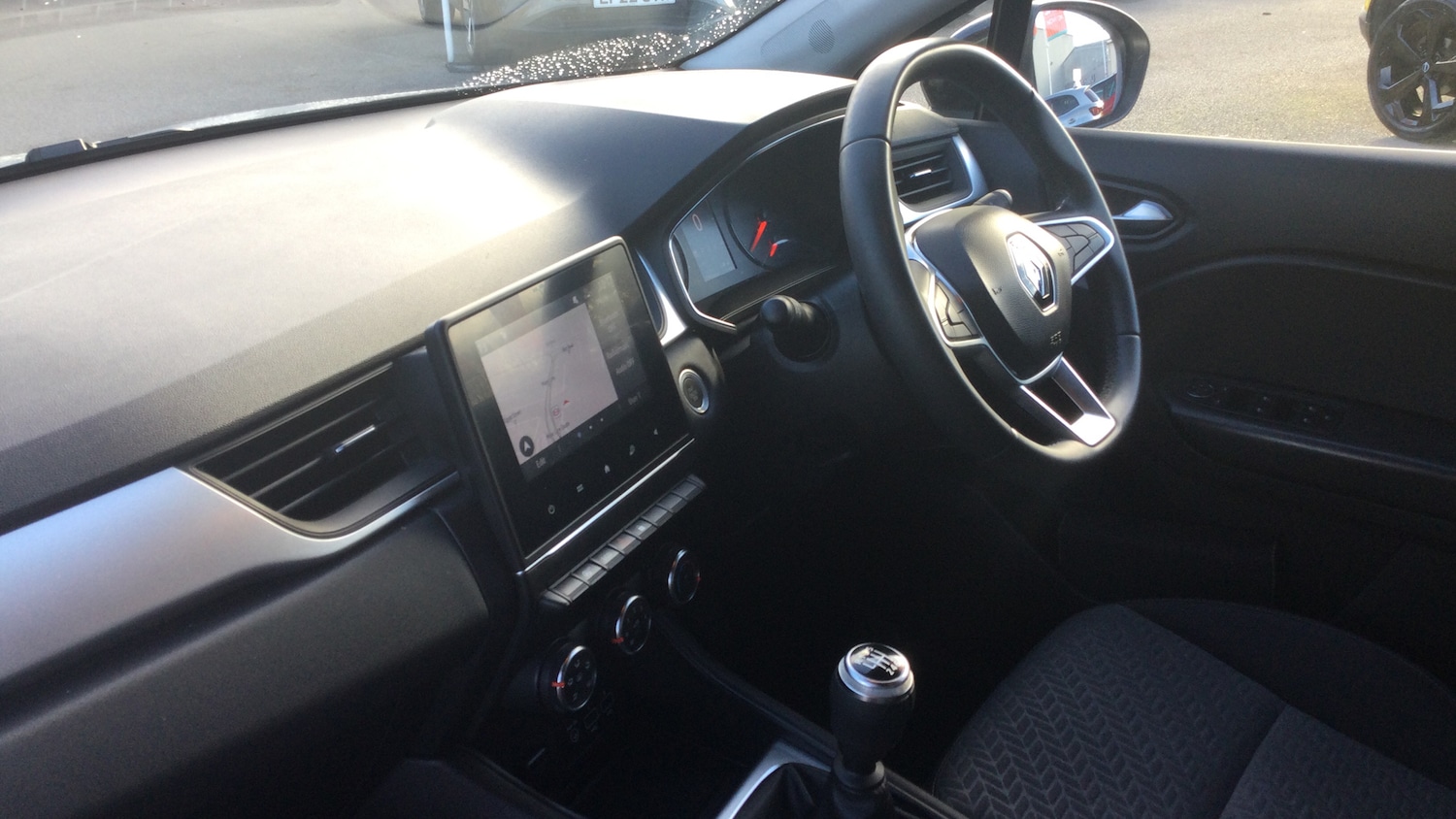 Used Renault Captur 2022 for sale - 76467902: Photo 9