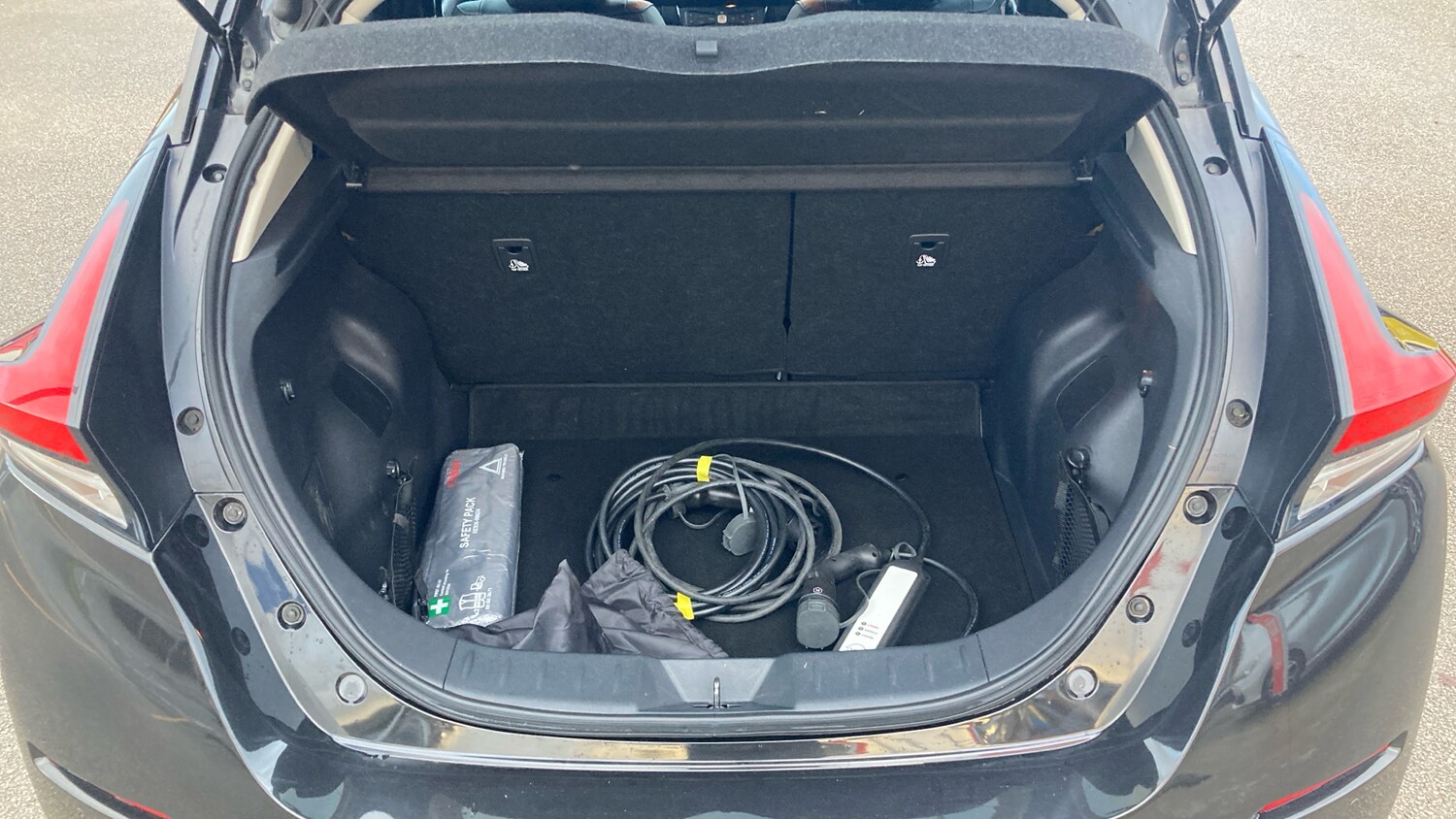 Used Nissan Leaf 2022 for sale - 76743673: Photo 4