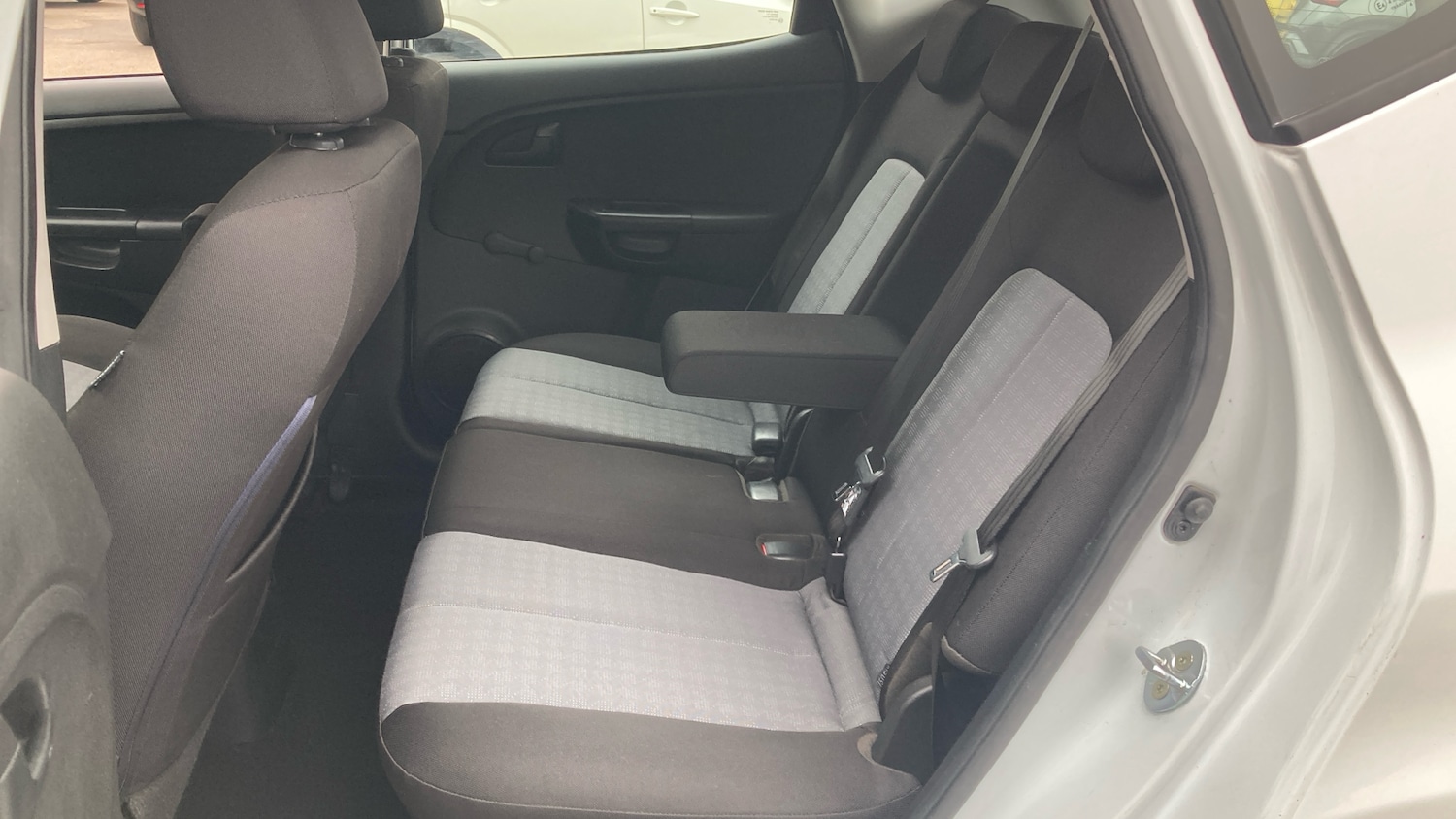 Used Kia Venga 2015 for sale - 76344526: Photo 16