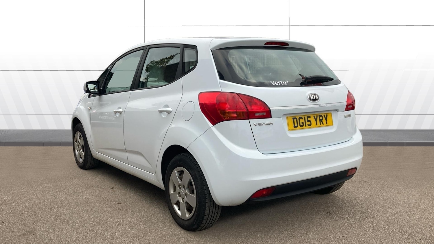 Used Kia Venga 2015 for sale - 76344526: Photo 2
