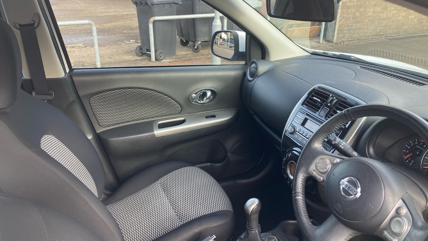 Used Nissan Micra 2017 for sale - 76401935: Photo 14