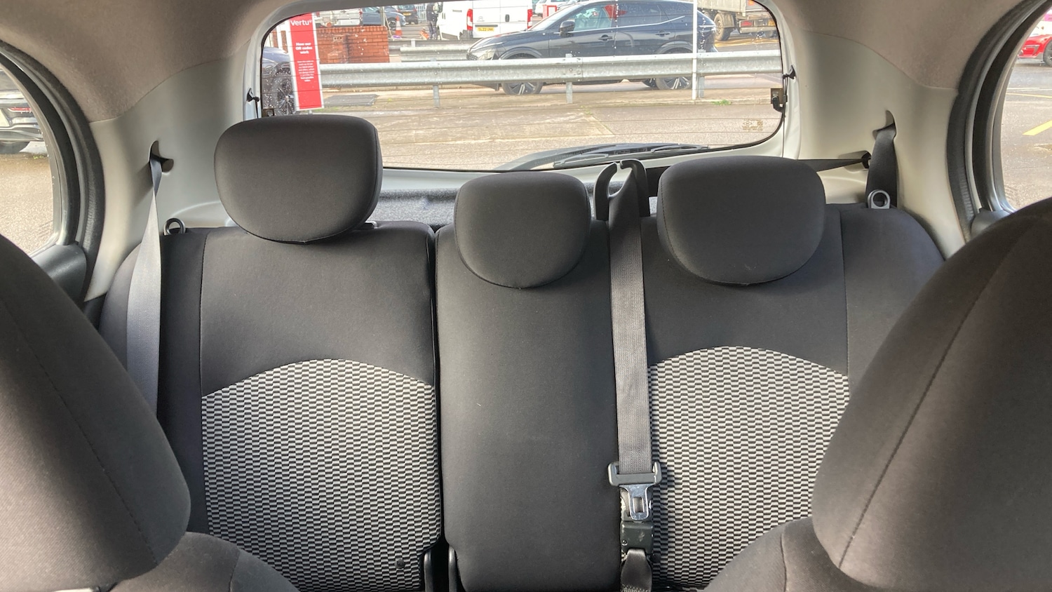 Used Nissan Micra 2017 for sale - 76401935: Photo 15