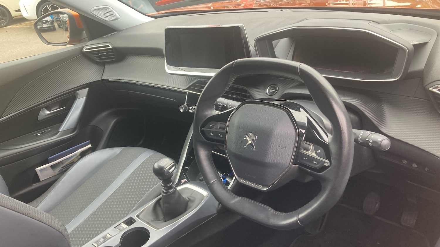 Used Peugeot 2008 2020 for sale - 75995682: Photo 11