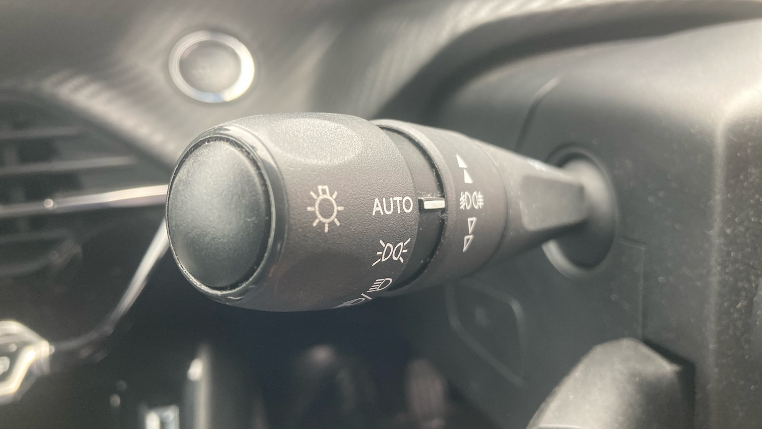 Used Peugeot 2008 2020 for sale - 75995682: Photo 25